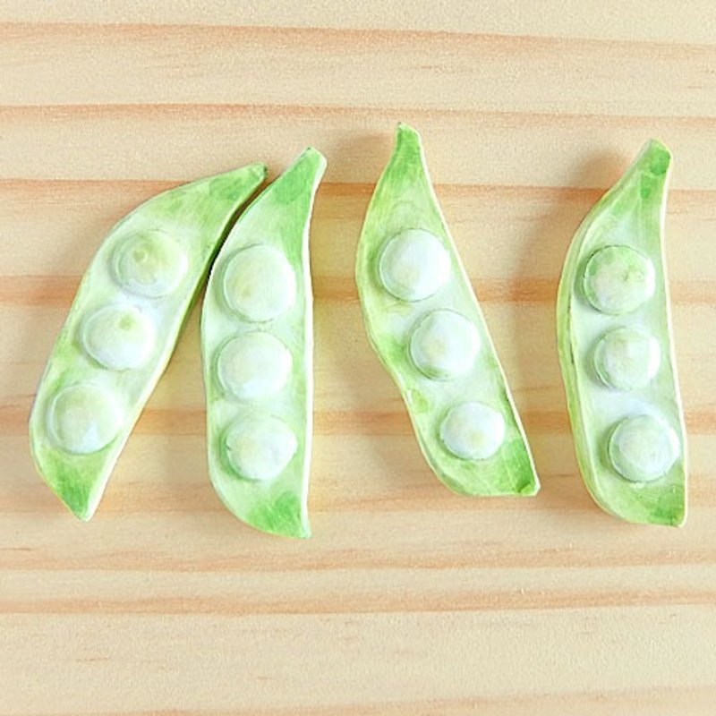 Peas brooch pin - Brooches - Other Materials Green