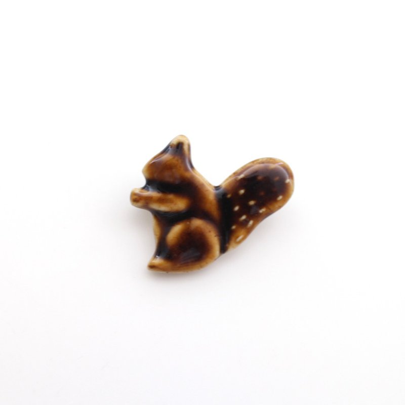 Squirrel brooch - Brooches - Porcelain Brown