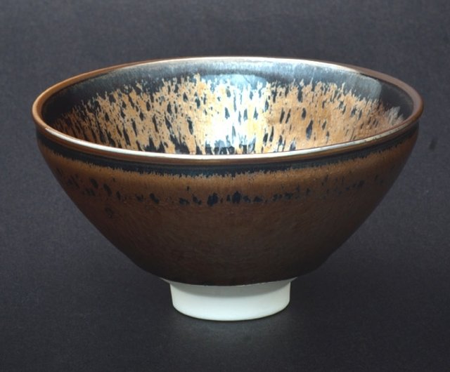 中華民国時代から輸入緑色の花模様の陶器茶碗 中華民国時代から輸入緑色の花模様の陶器茶碗 花柄 陶器お