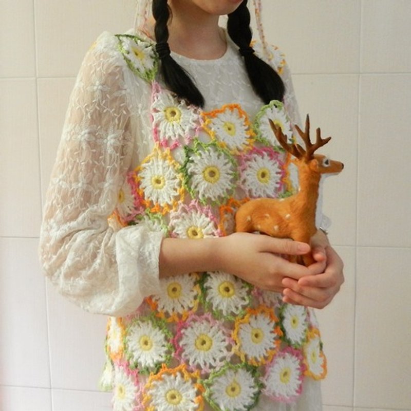 · Original Series crocheted sweater vest splicing splicing daisy flowers - เสื้อกั๊กผู้หญิง - วัสดุอื่นๆ สีส้ม
