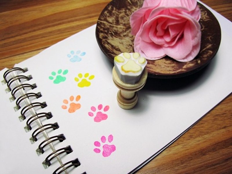 Apu handmade chapter cute mini cat footprint stamp hand account stamp - Stamps & Stamp Pads - Rubber 