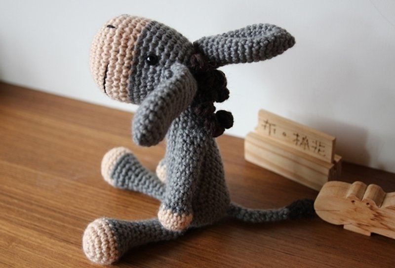 Amigurumi crochet doll: Little donkey, Gray little donkey - ของเล่นเด็ก - วัสดุอื่นๆ สีเทา
