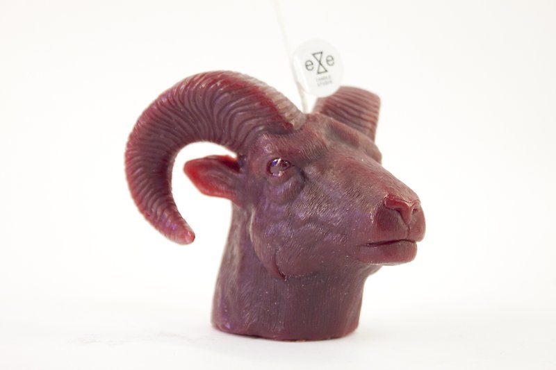 深紅色歐洲盤羊造型香氛蠟燭 Mouflon Candle - 香氛蠟燭/燭台 - 蠟 紅色