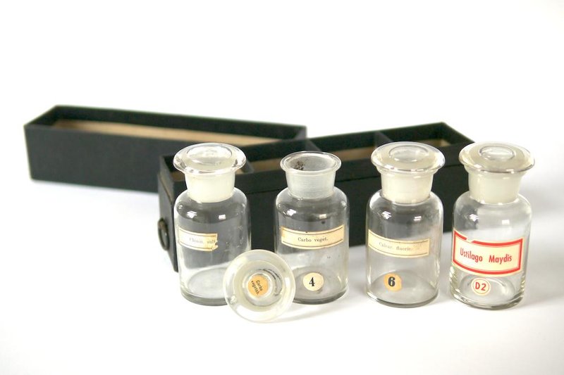 Vintage 復古玻璃藥罐組 - 擺飾/家飾品 - 其他材質 黑色