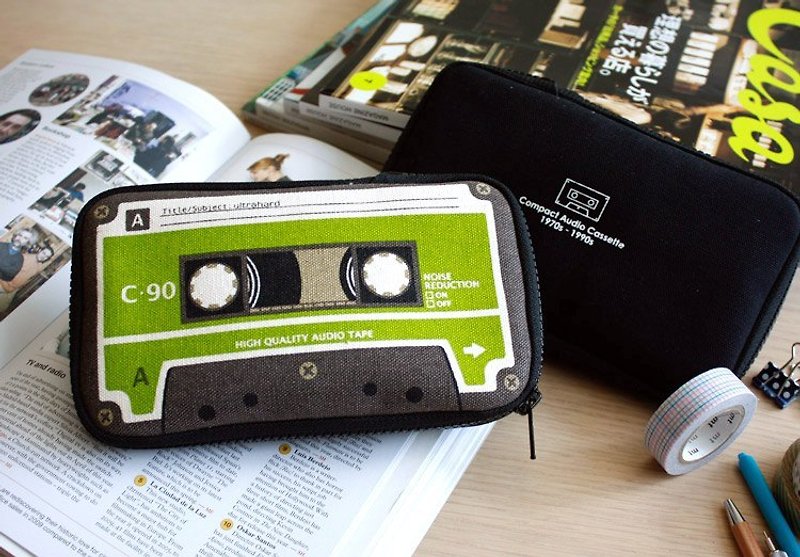 Ultrahard Lab Series 筆袋/收納包系列 - 卡帶人生 - 復古綠 - 筆盒/筆袋 - 其他材質 綠色