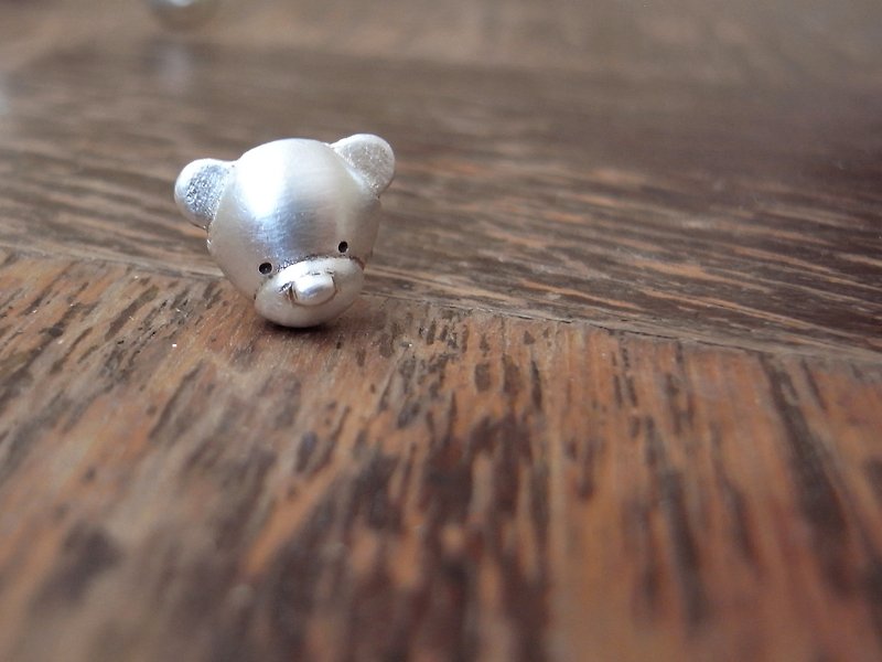Teddy Bear No.28 Stud Earring--Sterling Silver--Silver Tiny Bear --Cute Bear - Earrings & Clip-ons - Silver Gray