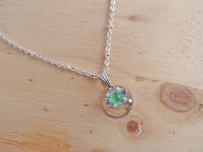 CR0129-2-2] [sparkling green opal gem x x silver fade anti-allergy. Clavicle chain - Necklaces - Other Materials Blue