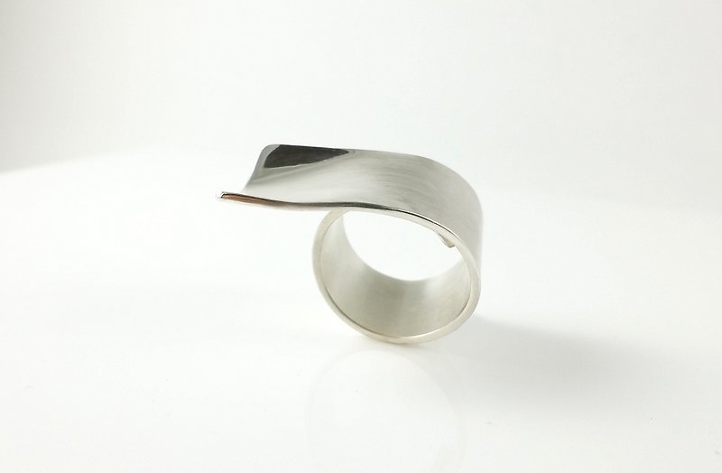 Sterling silver ring, calligraphy collection CGR003 designer handmade limited edition - General Rings - Sterling Silver White