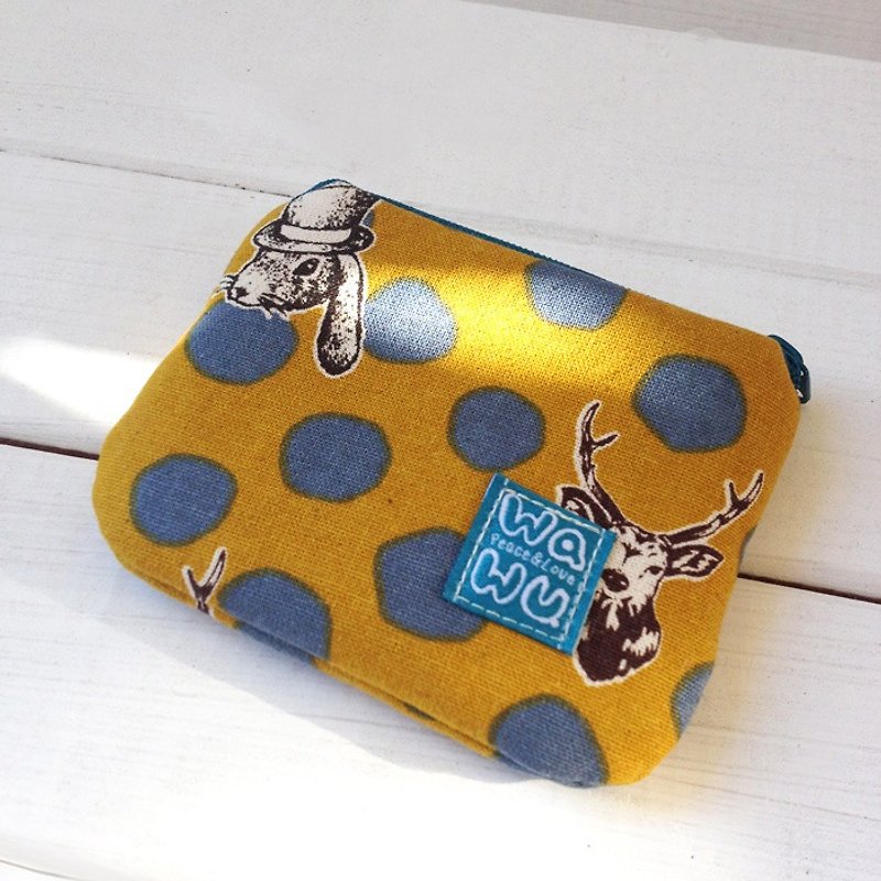 WaWu Small Coin Purse (Rabbit and Deer/Golden Brown) Limited Japanese Cloth* - กระเป๋าใส่เหรียญ - ผ้าฝ้าย/ผ้าลินิน สีทอง