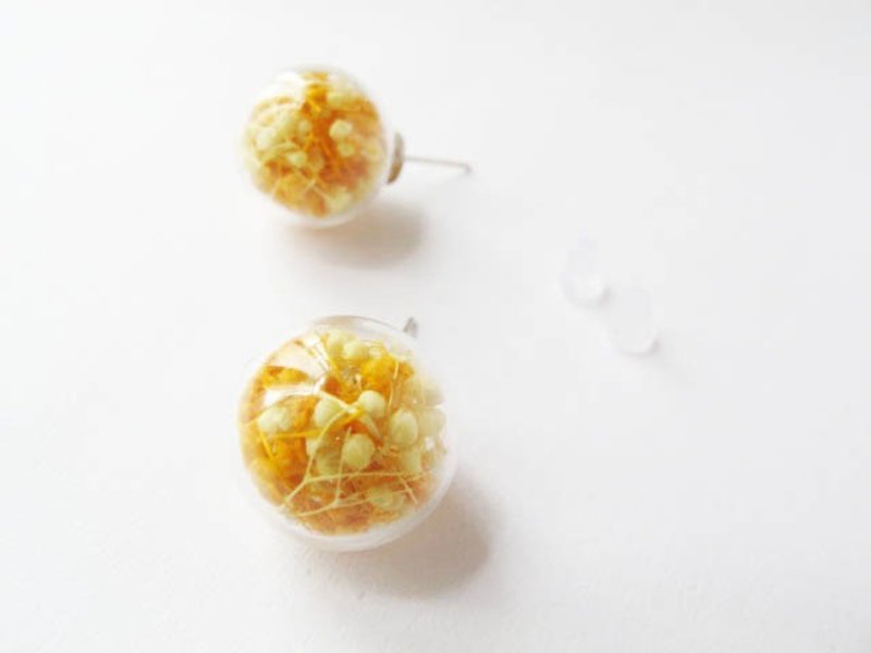 * Rosy Garden * Dried baby's breath inside glass ball earrings - ต่างหู - แก้ว สีส้ม