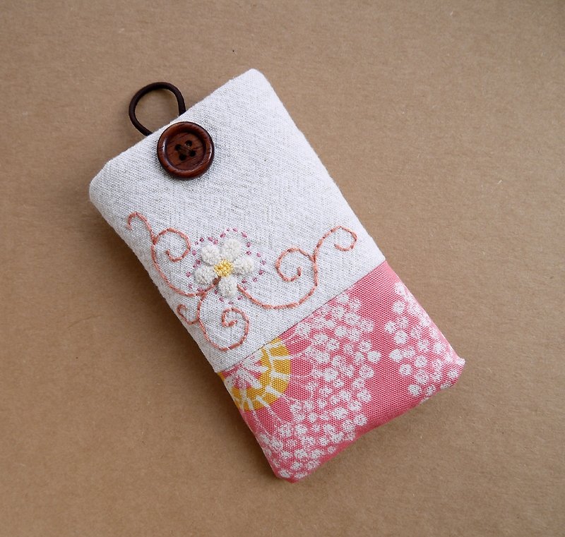 Peach pink flower vine embroidery phone bag (S) - Other - Other Materials 