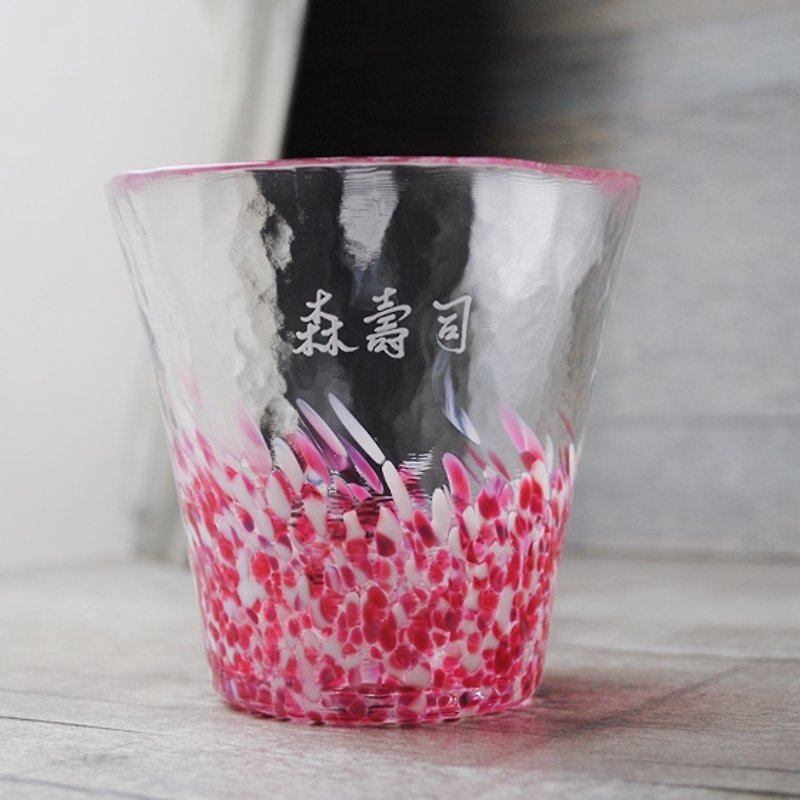 260cc【MSA]日本の手作りカップ（チェリーピンク）天津ジン清清手作りカップの日本からの輸入びいroのタタリnnはBU RA-DO - ワイングラス・酒器 - ガラス ピンク