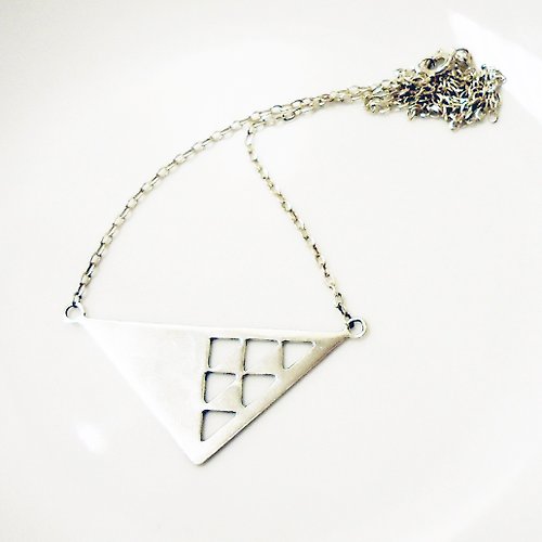 Aliko Chen Jewelry 【Triangle I】三角造型純銀項鍊