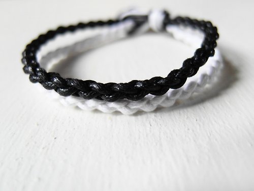 zoeshop-handmade 黑與白 / 手工編織手環