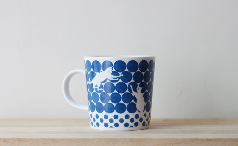 Cat pattern mug - แก้วมัค/แก้วกาแฟ - เครื่องลายคราม ขาว