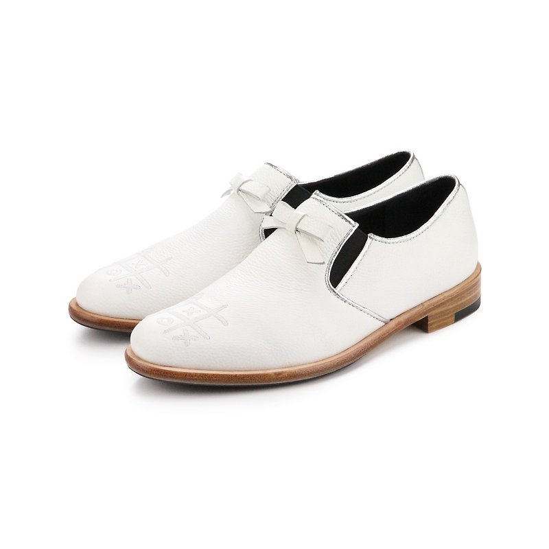 Loafers Slip-on shoes WINTERS BUTTERFLY M1142A White - Women's Oxford Shoes - Genuine Leather White
