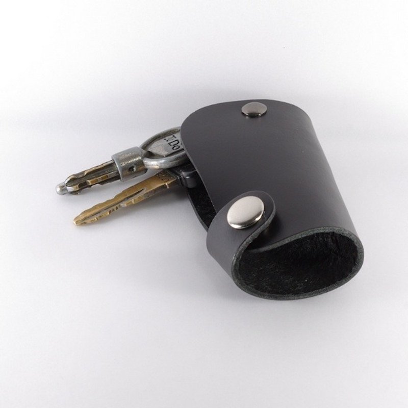Kafka Short Key Case/Black - Keychains - Genuine Leather 