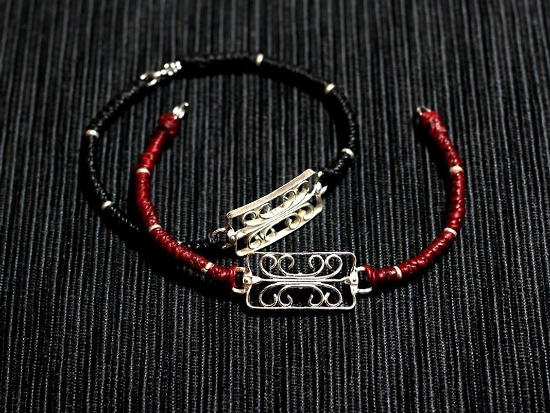 Yunyu ~ "Window Lattice Series: Cloud Feather Bracelet" ~ Hand-made 950 Silver ‧ silk Wax thread bracelet - สร้อยข้อมือ - โลหะ ขาว