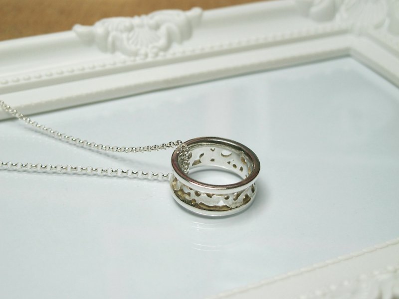s925 sterling silver necklace-Totem loop - สร้อยคอ - เงินแท้ สีเงิน