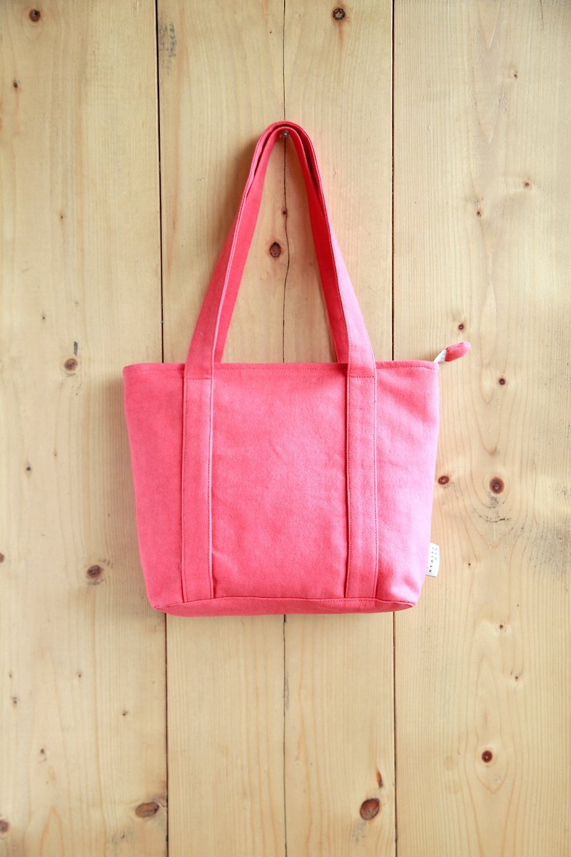 [Classic shoulder bag] gift selection - washed canvas cute dot inside - Messenger Bags & Sling Bags - Other Materials 