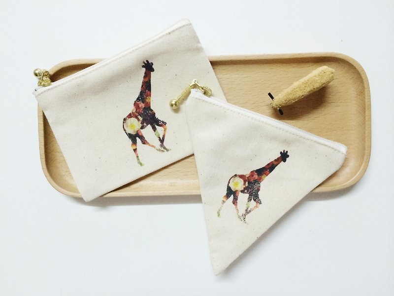 MaryWil Coin Bag-Colorful Giraffe - กระเป๋าใส่เหรียญ - วัสดุอื่นๆ ขาว