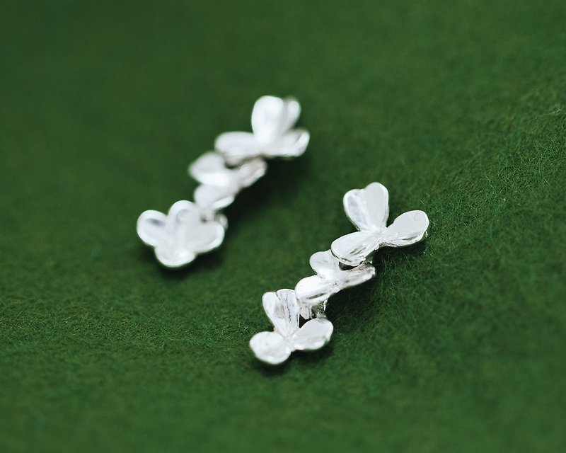 Four leaf clover earrings - three leaf and four leaf clovers - Japanese subtle - Earrings & Clip-ons - Other Metals Silver