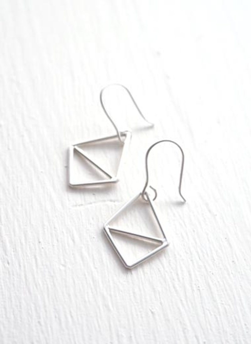 Geometric simple style sterling silver earrings - ต่างหู - เงินแท้ สีเงิน
