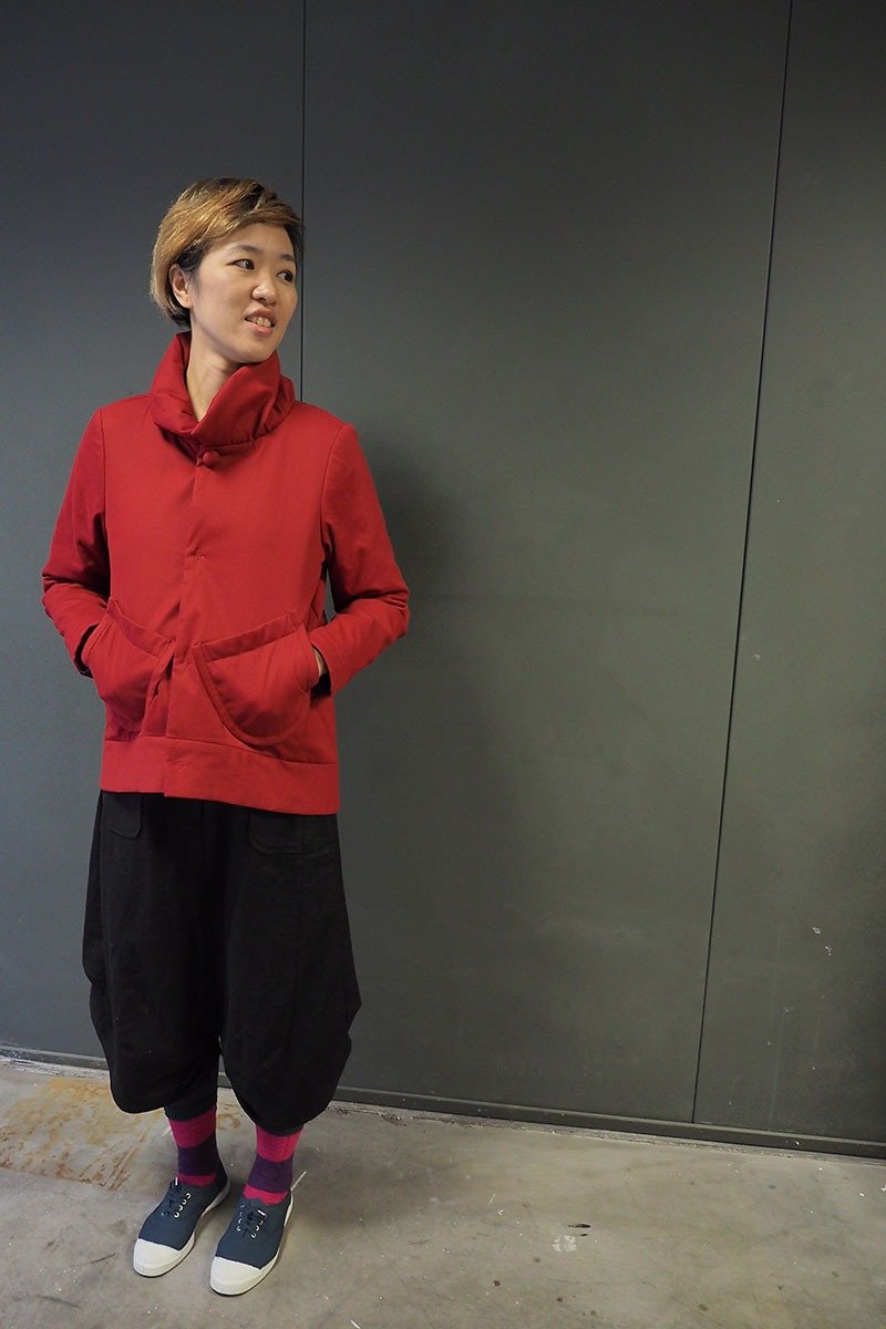 & by tan&luciana 自己織的毛線小口袋鋪棉外套 - 女大衣/外套 - 棉．麻 紅色