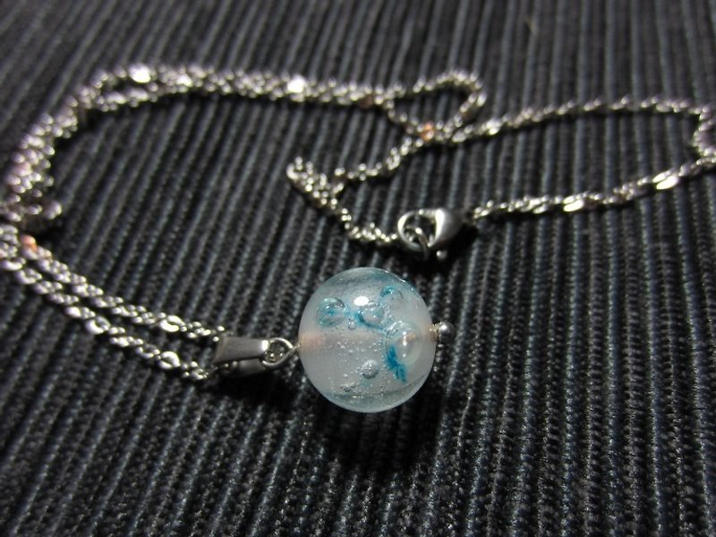 Bubble Gum~"Ice Fire Glass" Hand-made Glass Bead Pendant & Stainless Steel Necklace - สร้อยคอ - แก้ว หลากหลายสี