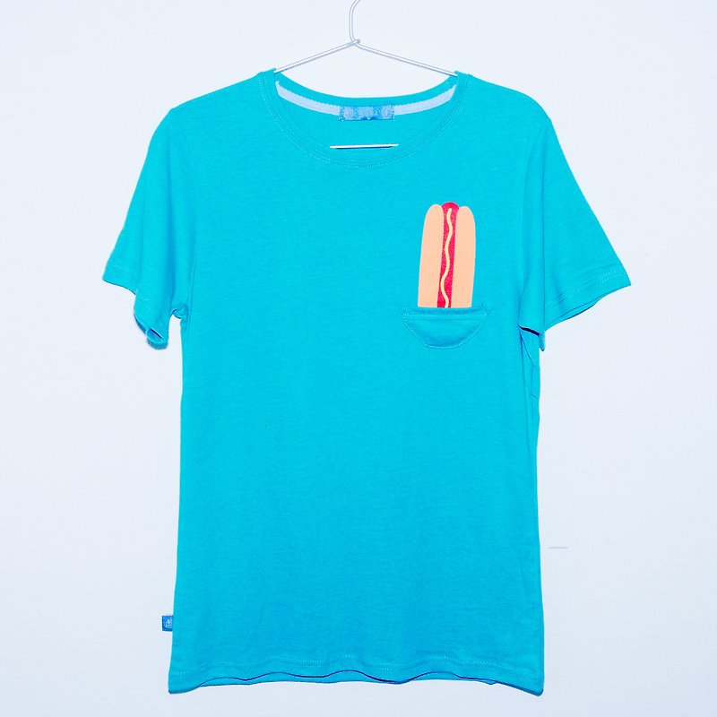 Hot dog with walk / pocket T-shirt - เสื้อยืดผู้หญิง - ผ้าฝ้าย/ผ้าลินิน สีน้ำเงิน