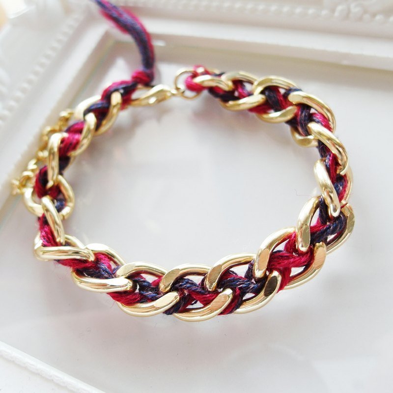 Cha mimi。秋天的味道。暖暖毛線編織金鍊手鍊 - Bracelets - Other Materials Red