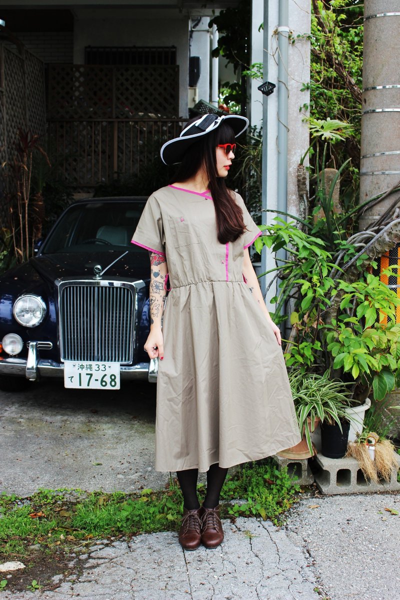 F723 (Vintage) khaki pink trim side double pocket short-sleeved vintage dress - One Piece Dresses - Other Materials Khaki