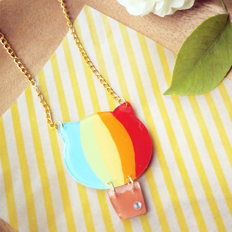Meow Cat hand-made rainbow hot air balloon necklace - สร้อยคอ - พลาสติก หลากหลายสี