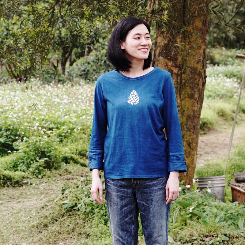 Mushroom mogu / organic cotton spliced ​​natural dye T / Echinacea / vintage - Women's Shirts - Cotton & Hemp Blue