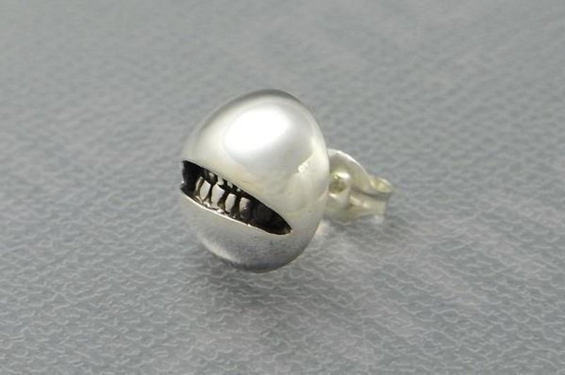 anti smile ball_S Pierce (s_m-O.17) ( 不高兴 情绪不好 銀 穿孔耳环 ) - Earrings & Clip-ons - Sterling Silver Silver