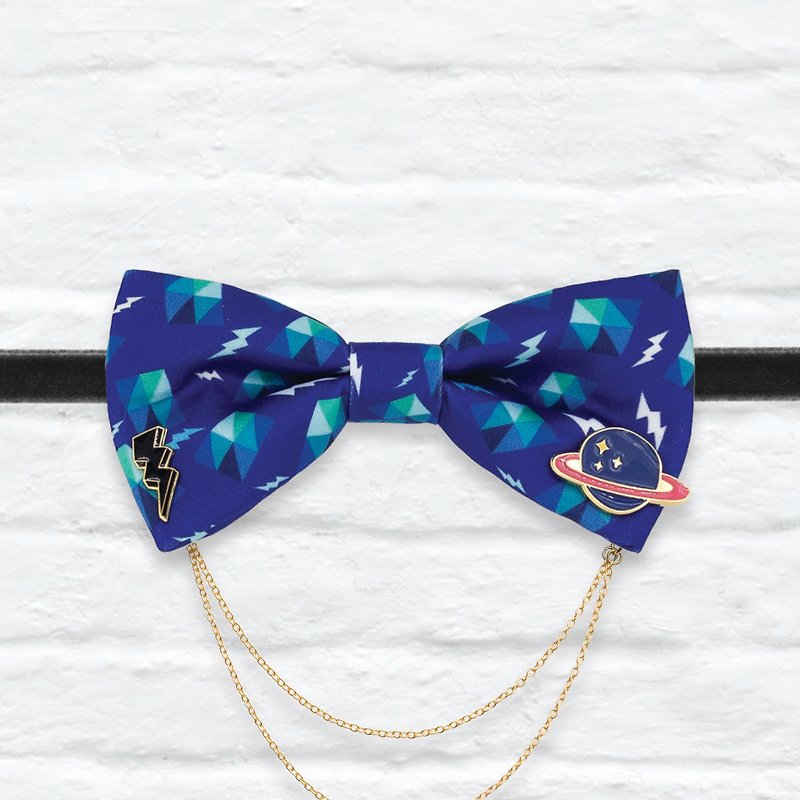 Style 0213 Bowtie with decorative pins - Modern Boys Bowtie, Toddler Bowtie Toddler Bow tie, Groomsmen bow tie, Pre Tied and Adjustable Novioshk - หูกระต่าย/ผ้าพันคอผู้ชาย - วัสดุอื่นๆ สีน้ำเงิน