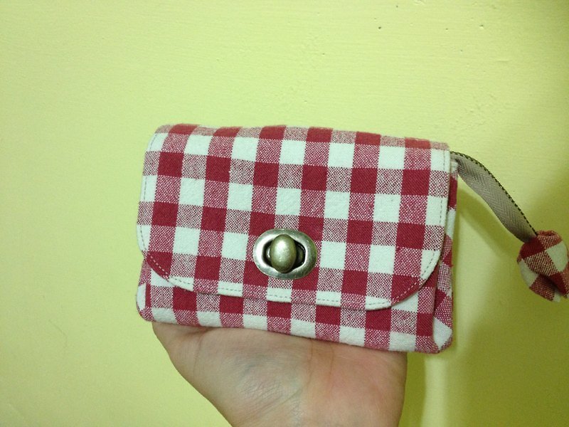 * Vintage pink plaid turn buckle Clutch - Wallets - Other Materials Red