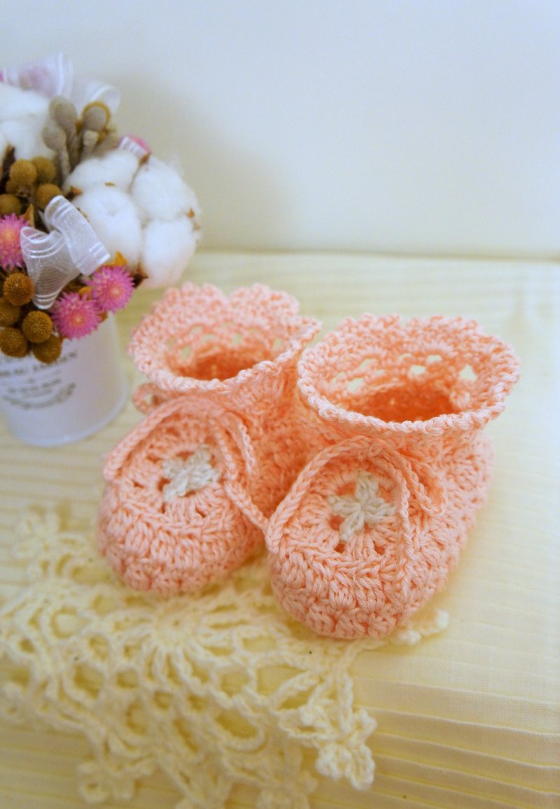 。有機棉線編織拼貼小花甜美嬰兒鞋/襪套。 - 男/女童鞋 - 其他材質 多色