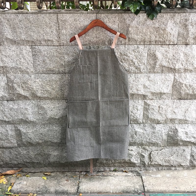 Sienna staff overalls apron - ผ้ากันเปื้อน - ผ้าฝ้าย/ผ้าลินิน สีเทา