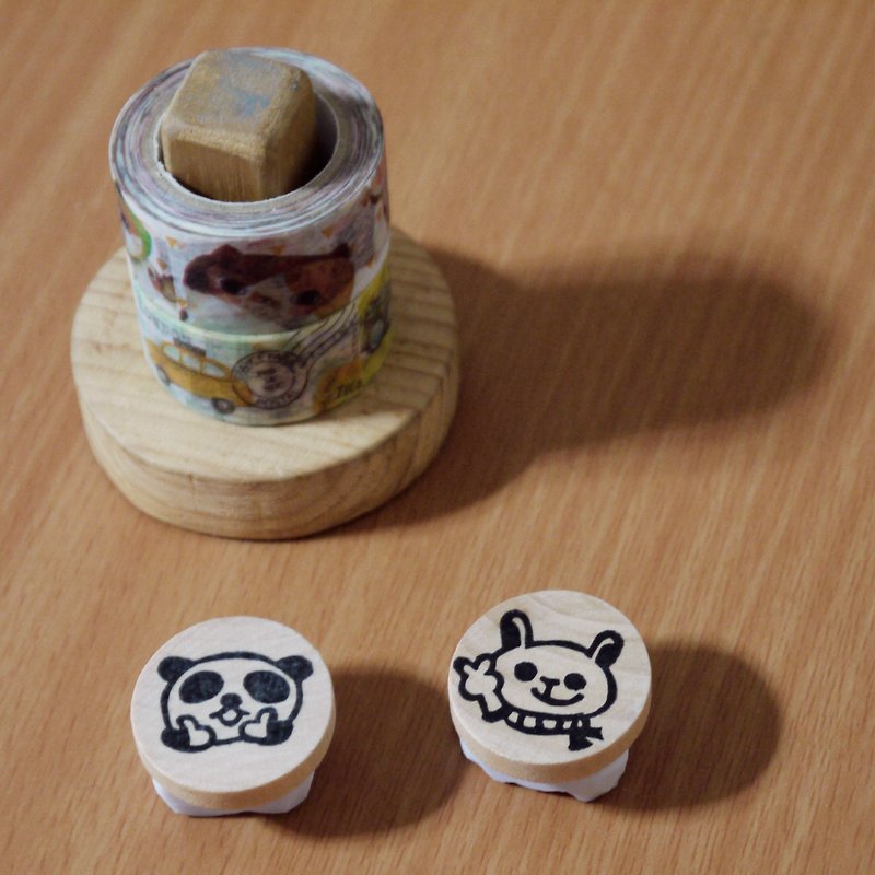 Hand carved rubber stamp - animal QQ small round chapter (1 Group 2 in) - Stamps & Stamp Pads - Rubber Multicolor