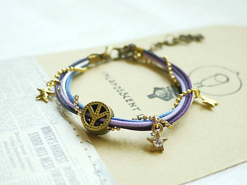 Paris*Le Bonheun. Happiness hand made. ZAKKA Pandora rainbow bracelet. Bracelet. World Peace - ที่ห้อยกุญแจ - โลหะ หลากหลายสี