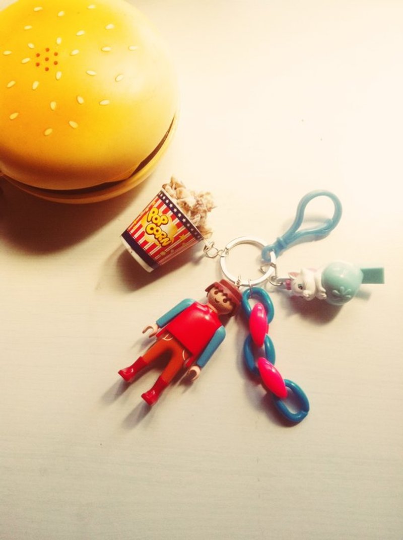 ✌ Toy chain︱復古老玩具樂高人鑰匙圈 爆米花和逼逼哨 禮物 - 吊飾/掛飾 - 塑膠 黃色