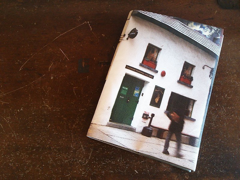 'chelsea street shadow' A5 book cover - สมุดบันทึก/สมุดปฏิทิน - วัสดุกันนำ้ 