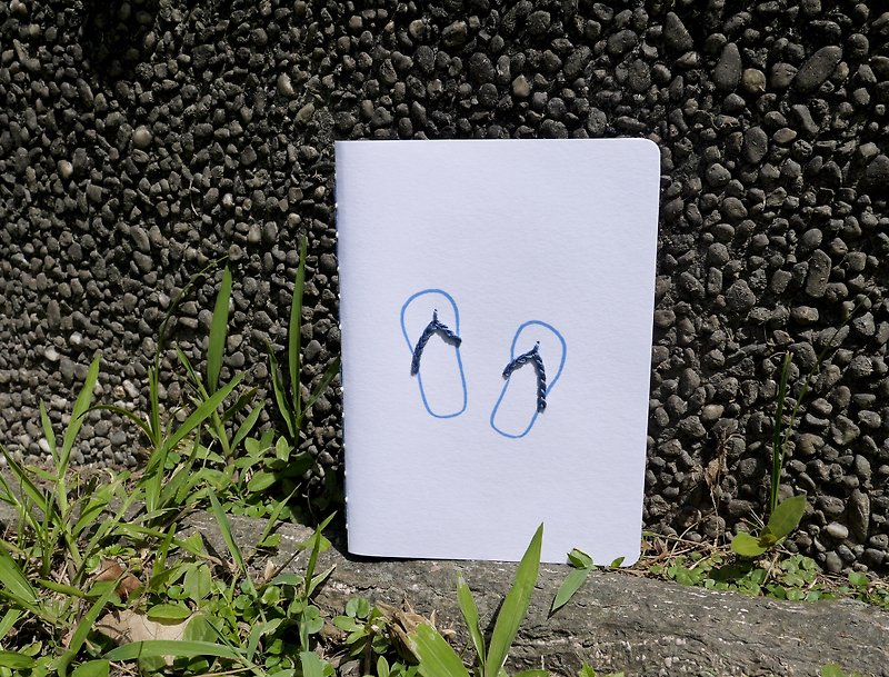 【一人自遊散策-夾腳拖(藍)．手工筆記本】 - 筆記本/手帳 - 紙 白色