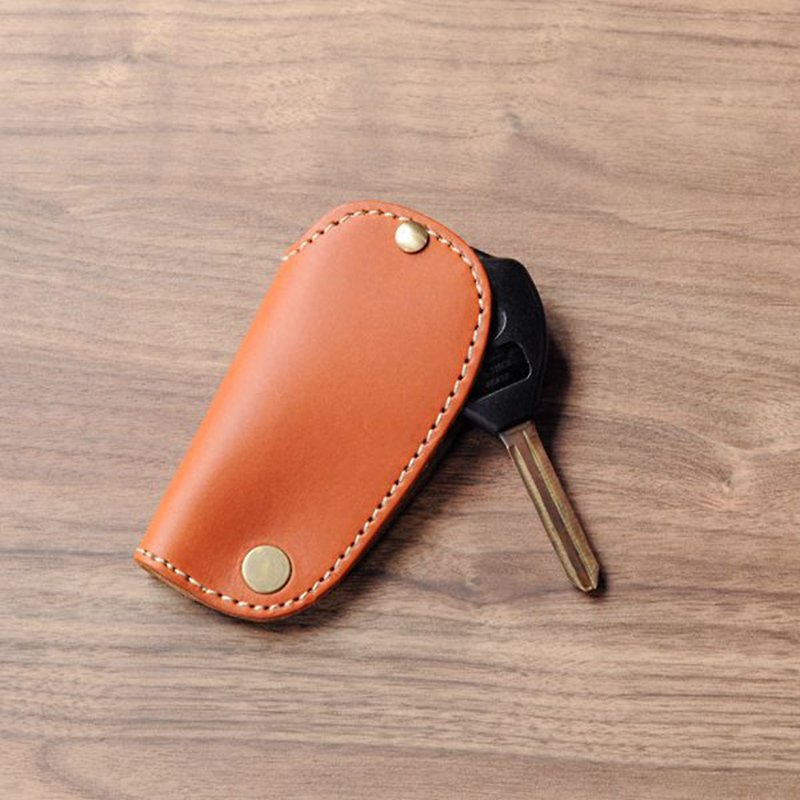 汽車鑰匙皮套 | 手工皮件 | 客製化禮物 | 植鞣革-晶片鎖鑰匙包 - 鑰匙圈/鑰匙包 - 真皮 咖啡色