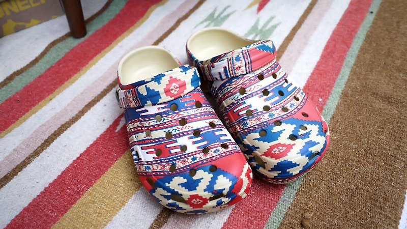 [Pre-order] ✾ ethnic patterns Bush shoe ✾ - รองเท้าลำลองผู้หญิง - พลาสติก สีแดง
