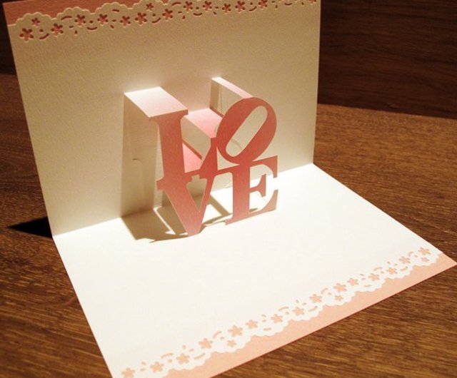 バレンタインデーギフト～立体紙彫刻の恋人カード～LOVE