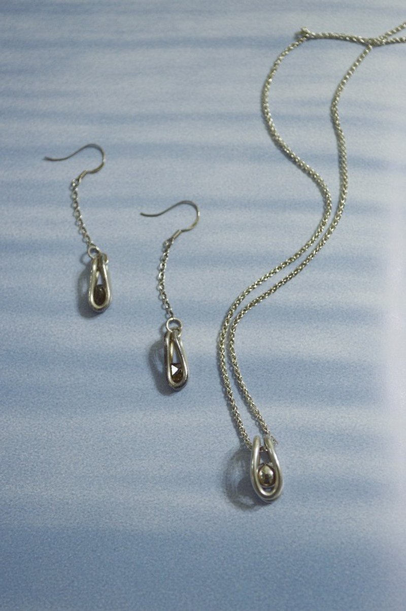 dripping。Silver Earring & Necklace - สร้อยคอ - โลหะ ขาว