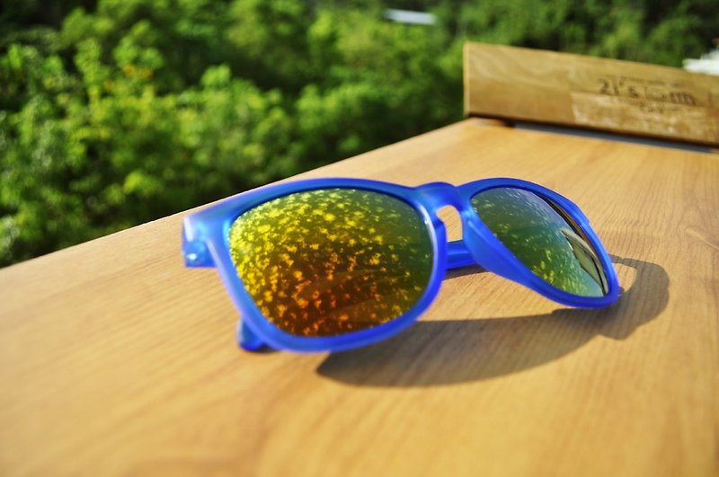 Sunglasses│Blue Frame│Orange Lens│UV400 protection│2is Clark - แว่นกันแดด - พลาสติก สีน้ำเงิน