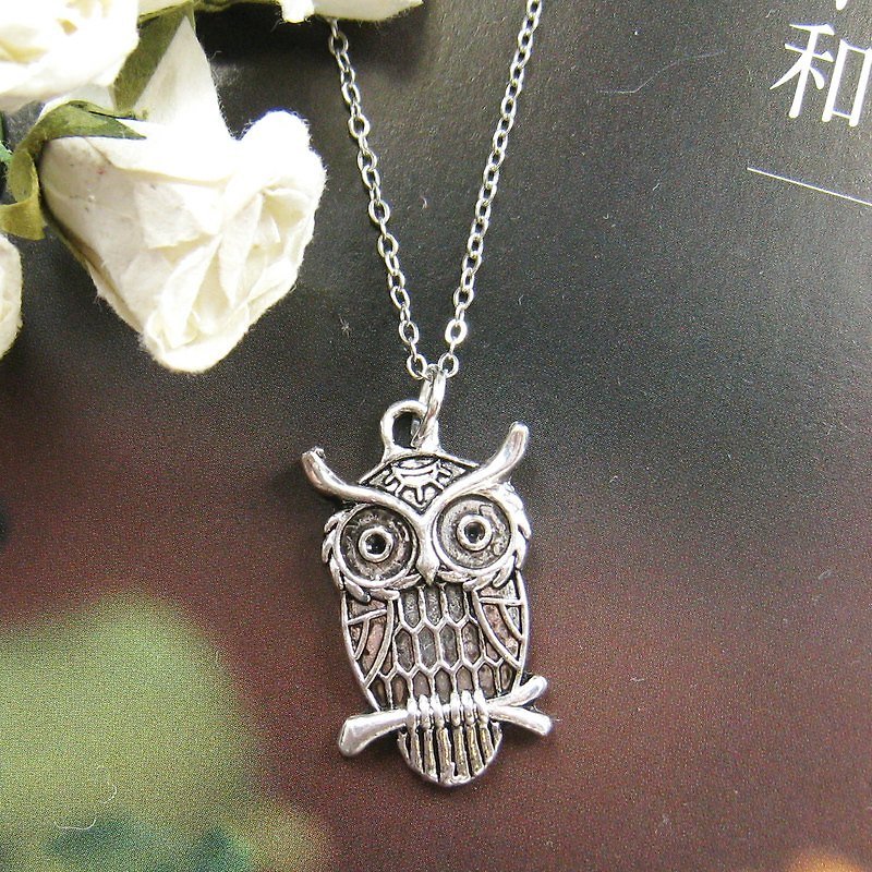 Owl Necklace - สร้อยคอ - โลหะ 